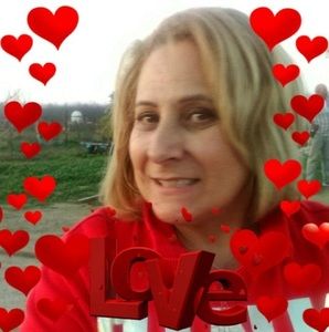 Meet your Posher, Lourdes